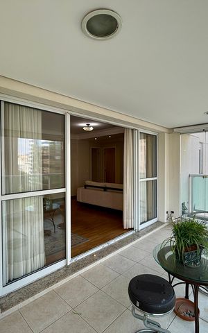 Apartamento à venda com 111m², 2 quartos e 2 vagas Apartamento à venda com 111m², 2 quartos e 2 vagasSacada