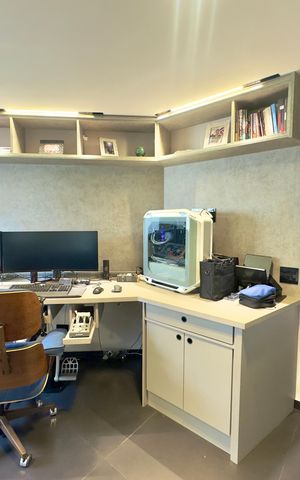 Apartamento à venda com 360m², 5 quartos e 4 vagas Apartamento à venda com 360m², 5 quartos e 4 vagasEscritório