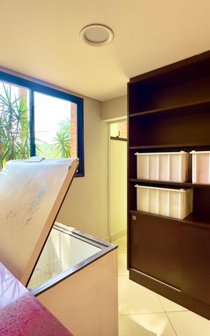 Apartamento à venda com 360m², 5 quartos e 4 vagas Apartamento à venda com 360m², 5 quartos e 4 vagasÁrea comum