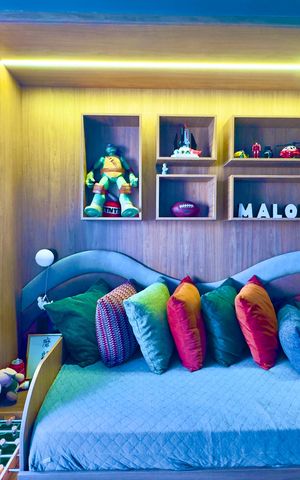 Apartamento à venda com 360m², 5 quartos e 4 vagas Apartamento à venda com 360m², 5 quartos e 4 vagasSuíte 2