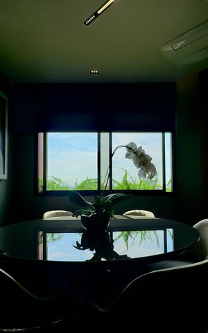 Apartamento à venda com 360m², 5 quartos e 4 vagas Apartamento à venda com 360m², 5 quartos e 4 vagasSala de Jantar
