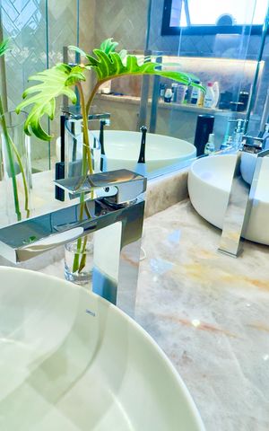 Apartamento à venda com 360m², 5 quartos e 4 vagas Apartamento à venda com 360m², 5 quartos e 4 vagasBanheiro da Suíte 1