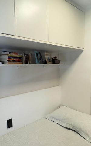 Apartamento à venda com 360m², 5 quartos e 4 vagas Apartamento à venda com 360m², 5 quartos e 4 vagasQuarto 2