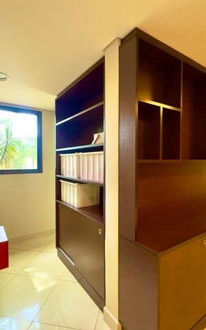 Apartamento à venda com 360m², 5 quartos e 4 vagas Apartamento à venda com 360m², 5 quartos e 4 vagasÁrea comum