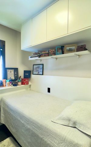 Apartamento à venda com 360m², 5 quartos e 4 vagas Apartamento à venda com 360m², 5 quartos e 4 vagasQuarto 2