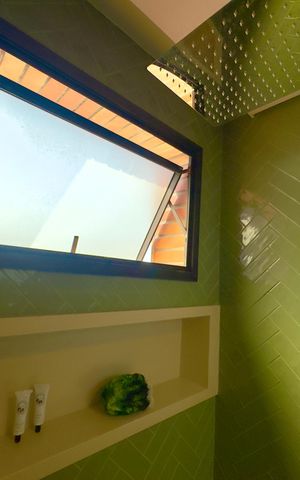 Apartamento à venda com 360m², 5 quartos e 4 vagas Apartamento à venda com 360m², 5 quartos e 4 vagasBanheiro da Suíte 2