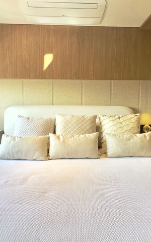 Apartamento à venda com 360m², 5 quartos e 4 vagas Apartamento à venda com 360m², 5 quartos e 4 vagasSuíte 1