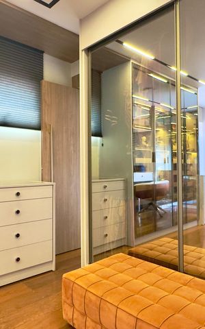 Apartamento à venda com 360m², 5 quartos e 4 vagas Apartamento à venda com 360m², 5 quartos e 4 vagasCloset suite 1