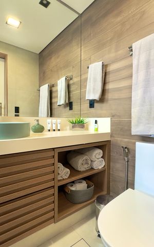 Apartamento à venda com 360m², 5 quartos e 4 vagas Apartamento à venda com 360m², 5 quartos e 4 vagasBanheiro da Suíte 2