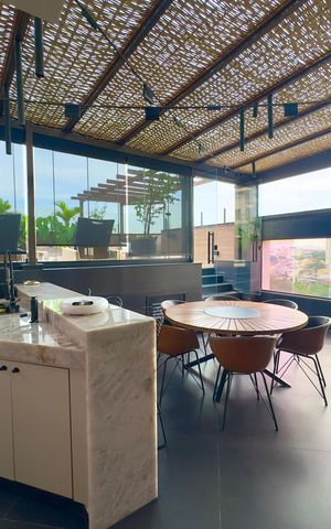 Apartamento à venda com 360m², 5 quartos e 4 vagas Apartamento à venda com 360m², 5 quartos e 4 vagasEspaço Gourmet