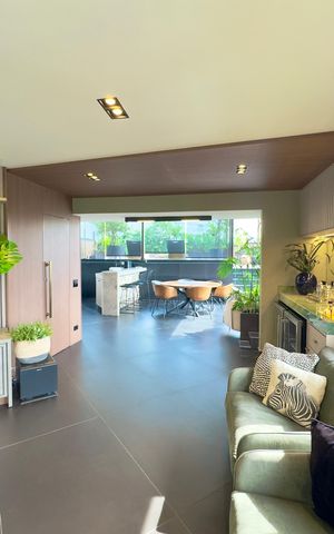 Apartamento à venda com 360m², 5 quartos e 4 vagas Apartamento à venda com 360m², 5 quartos e 4 vagasSala 4