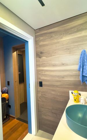 Apartamento à venda com 360m², 5 quartos e 4 vagas Apartamento à venda com 360m², 5 quartos e 4 vagasBanheiro da Suíte 3