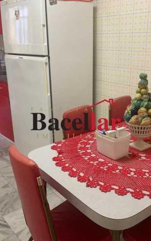 Apartamento à venda com 137m², 3 quartos e 1 vaga