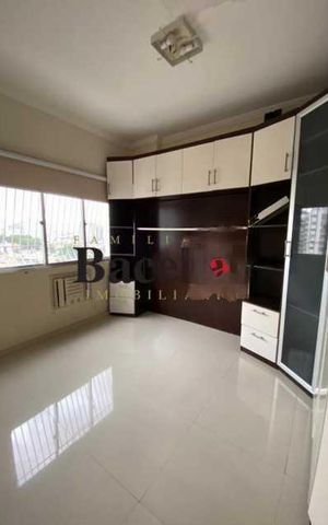 Apartamento à venda com 80m², 3 quartos e 1 vaga