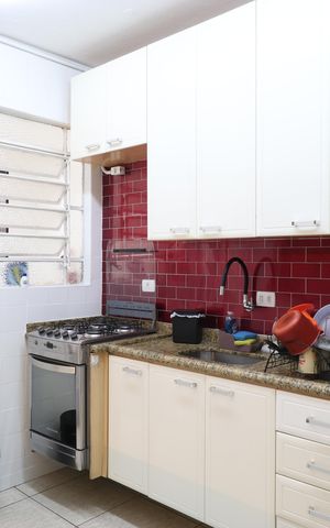 Apartamento à venda com 76m², 2 quartos e sem vagaCozinha e Área de Serviço
