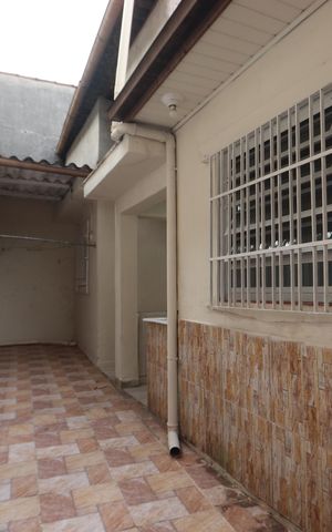 Casa à venda com 120m², 2 quartos e 1 vagaQuintal