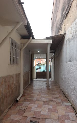 Casa à venda com 120m², 2 quartos e 1 vagaQuintal