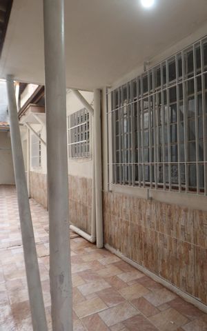 Casa à venda com 120m², 2 quartos e 1 vagaQuintal