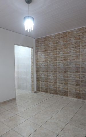 Casa à venda com 120m², 2 quartos e 1 vagaSala