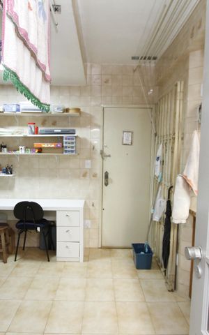 Apartamento à venda com 116m², 3 quartos e 1 vagaÁrea de Serviço