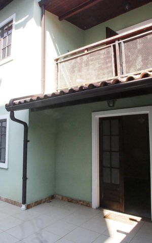 Casa de condomínio à venda com 106m², 3 quartos e 1 vagaGaragem