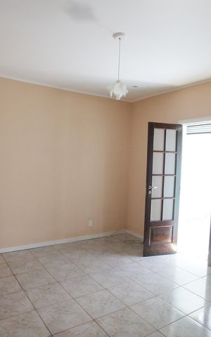Casa de condomínio à venda com 106m², 3 quartos e 1 vagaSala