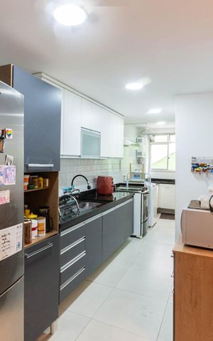 Apartamento à venda com 80m², 2 quartos e 1 vagaCozinha e Área de Serviço