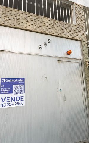 Apartamento à venda com 80m², 2 quartos e 1 vagaPlaquinha