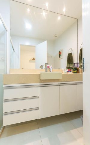 Apartamento à venda com 80m², 2 quartos e 1 vagaBanheiro Suíte
