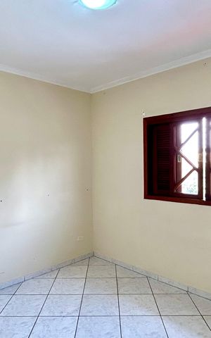 Casa à venda com 174m², 3 quartos e 2 vagas Casa à venda com 174m², 3 quartos e 2 vagasQuarto 2