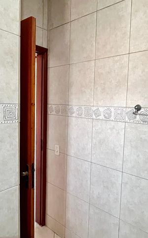 Casa à venda com 174m², 3 quartos e 2 vagas Casa à venda com 174m², 3 quartos e 2 vagasBanheiro da Suíte