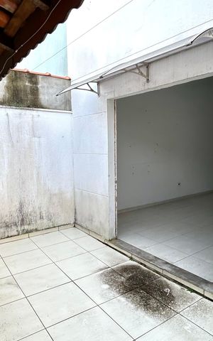 Casa à venda com 174m², 3 quartos e 2 vagas Casa à venda com 174m², 3 quartos e 2 vagasÁrea de Serviço