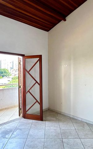 Casa à venda com 174m², 3 quartos e 2 vagas Casa à venda com 174m², 3 quartos e 2 vagasQuarto Suíte