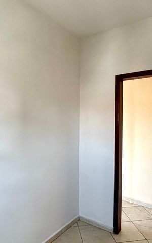 Casa à venda com 174m², 3 quartos e 2 vagas Casa à venda com 174m², 3 quartos e 2 vagasCloset da suíte