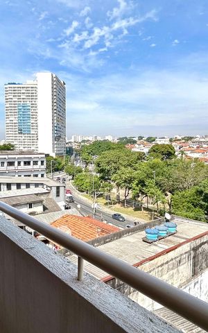 Casa à venda com 174m², 3 quartos e 2 vagas Casa à venda com 174m², 3 quartos e 2 vagasSacada da suíte
