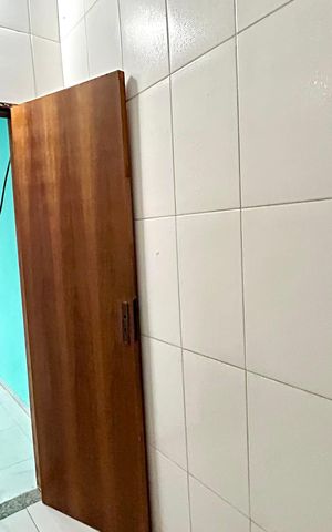 Casa à venda com 174m², 3 quartos e 2 vagas Casa à venda com 174m², 3 quartos e 2 vagasBanheiro 2