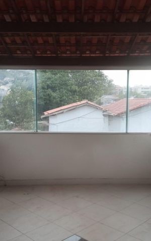 Casa à venda com 130m², 2 quartos e 10 vagas Casa à venda com 130m², 2 quartos e 10 vagasÁrea externa