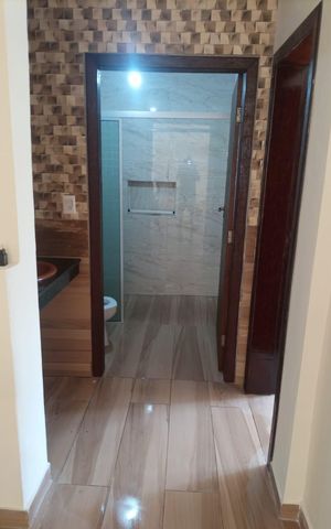 Casa à venda com 130m², 2 quartos e 10 vagas Casa à venda com 130m², 2 quartos e 10 vagasBanheiro