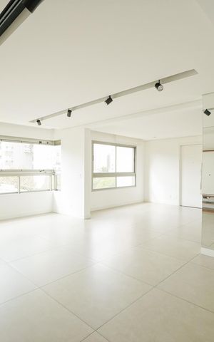 Apartamento à venda com 113m², 2 quartos e 3 vagasSala