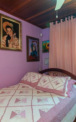 Casa de condomínio à venda com 180m², 3 quartos e 2 vagasQuarto 1