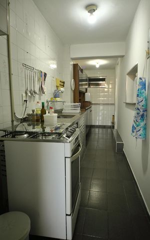 Casa à venda com 162m², 3 quartos e 2 vagasCozinha 