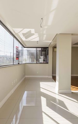 Apartamento à venda com 137m², 3 quartos e 2 vagasSala