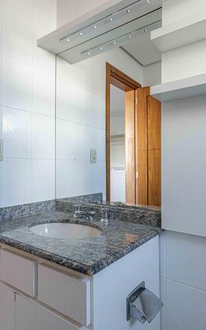 Apartamento à venda com 137m², 3 quartos e 2 vagasBanheiro da Suíte