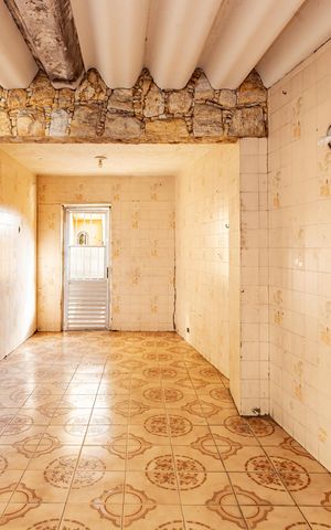 Casa à venda com 220m², 3 quartos e 3 vagasGaragem