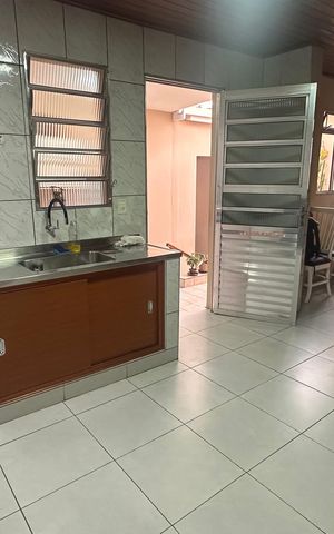 Casa à venda com 420m², 3 quartos e 4 vagas Casa à venda com 420m², 3 quartos e 4 vagasCozinha