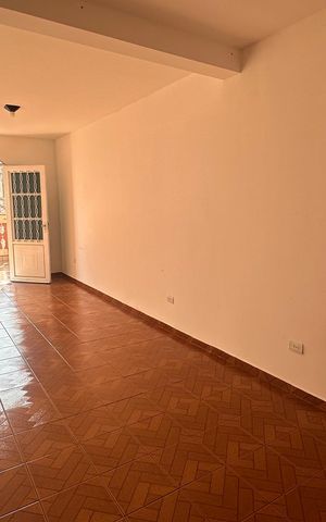 Casa à venda com 420m², 3 quartos e 4 vagas Casa à venda com 420m², 3 quartos e 4 vagasQuarto 2