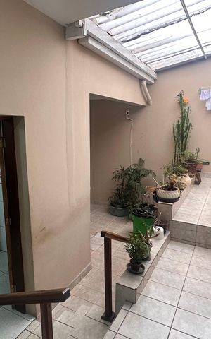 Casa à venda com 420m², 3 quartos e 4 vagas Casa à venda com 420m², 3 quartos e 4 vagasÁrea de serviço