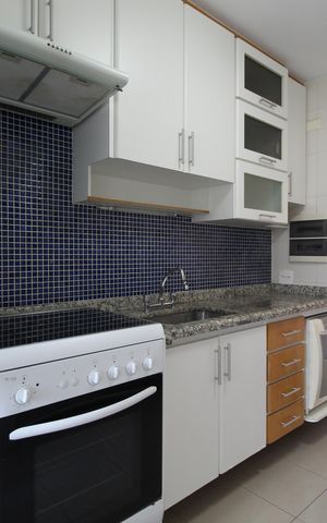 Apartamento à venda com 81m², 2 quartos e 2 vagasCozinha