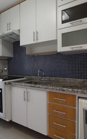 Apartamento à venda com 81m², 2 quartos e 2 vagasCozinha