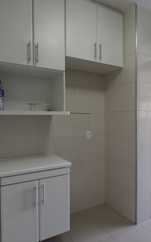 Apartamento à venda com 81m², 2 quartos e 2 vagasCozinha